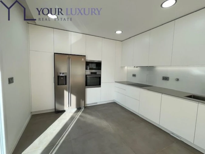 Apartamento T4 para Venda em Cascais e Estoril Foto 11