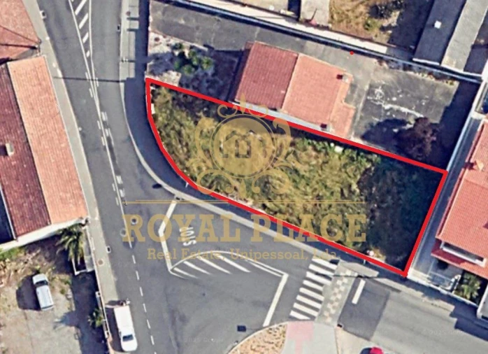 Terreno para Venda em Santa Maria de Lamas Foto 2