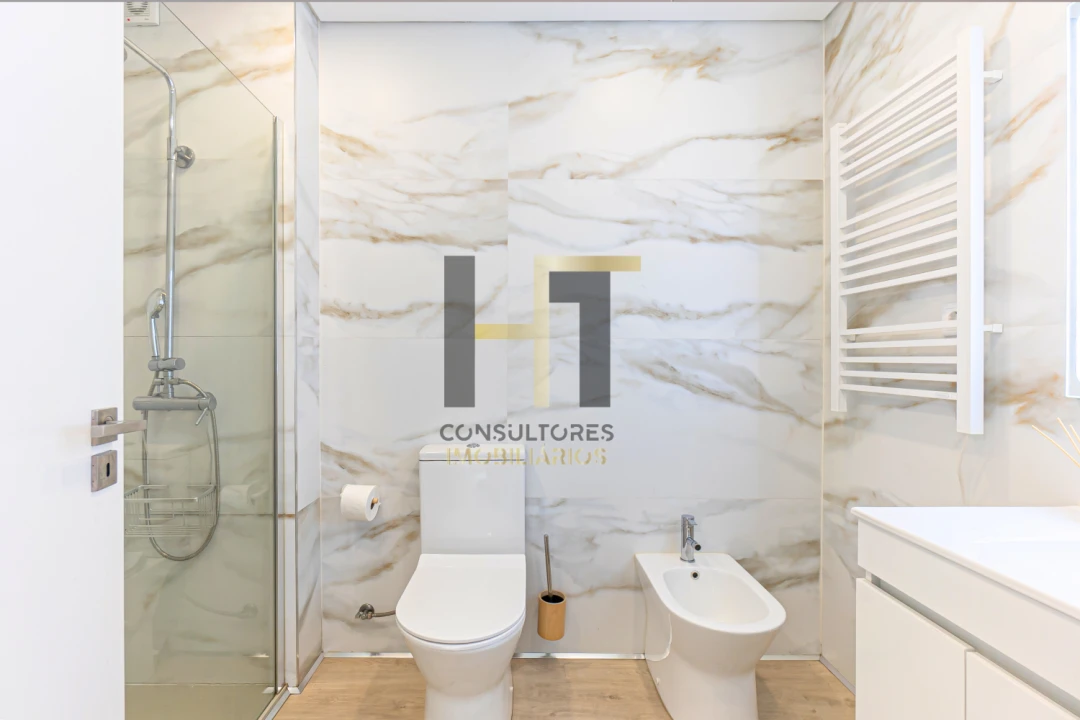 Apartamento T3 para Venda em Nogueira e Silva Escura Foto 17