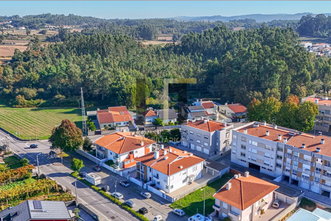 Apartamento T3 para Venda em Nogueira e Silva Escura Foto 27