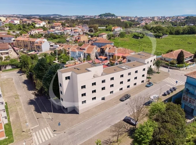 Apartamento T2 para Venda em Campanhã Foto 2