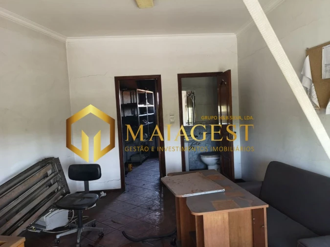 Armazém para Venda em Carvalhosa Foto 9