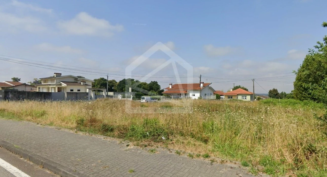 Terreno para Venda em Pinheiro da Bemposta, Travanca e Palmaz Foto 4