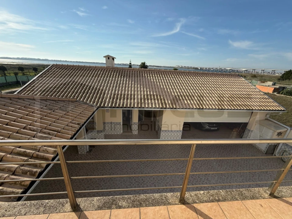 Moradia T4 para Venda em Gafanha da Encarnação Foto 7