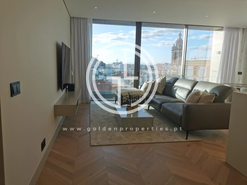 Apartamento T2 para Venda em Faro (Sé e São Pedro) Foto 3