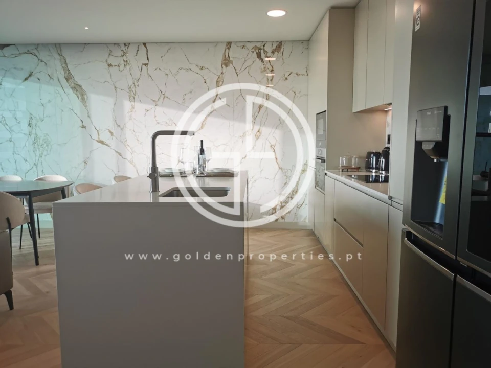 Apartamento T2 para Venda em Faro (Sé e São Pedro) Foto 8
