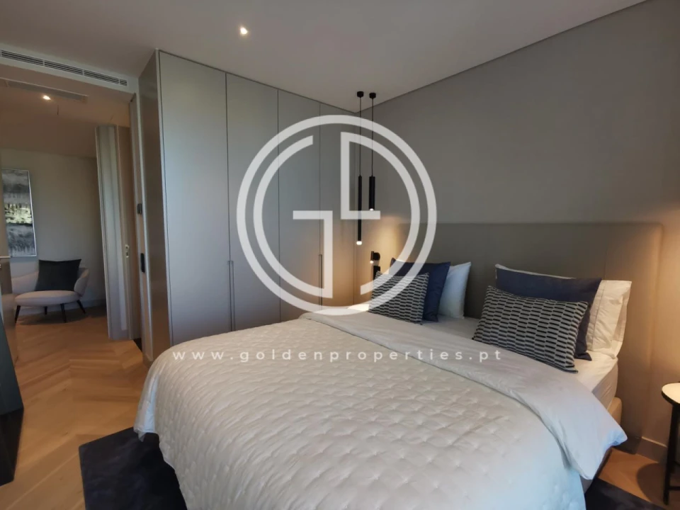 Apartamento T2 para Venda em Faro (Sé e São Pedro) Foto 11
