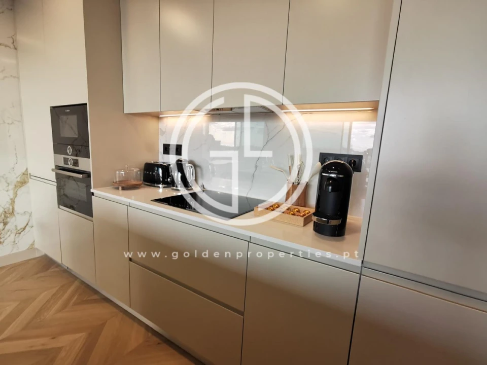 Apartamento T2 para Venda em Faro (Sé e São Pedro) Foto 13