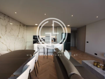 Apartamento T2 para Venda em Faro (Sé e São Pedro)