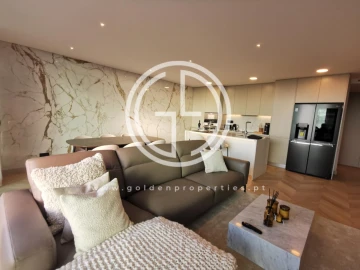 Apartamento T2 para Venda em Faro (Sé e São Pedro)