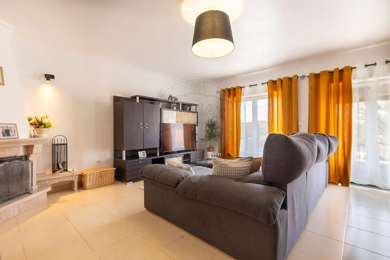 Moradia T4 para Venda em A dos Cunhados e Maceira Foto 8