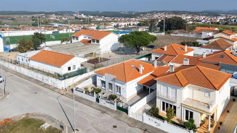 Moradia T4 para Venda em A dos Cunhados e Maceira Foto 43