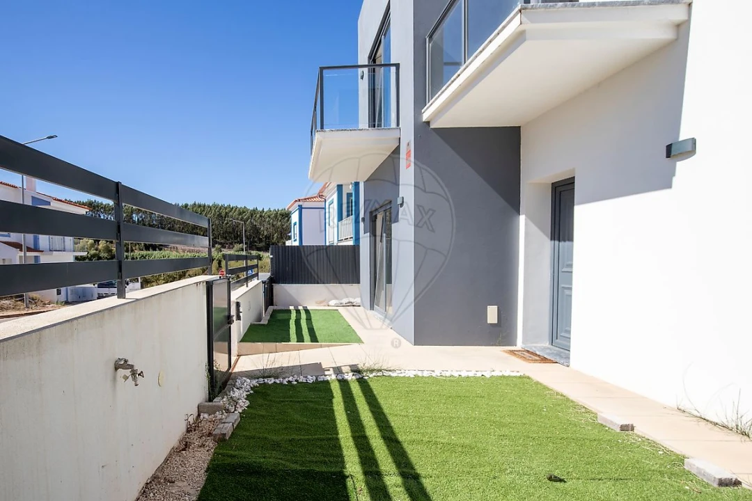 Moradia T3 para Venda em A dos Francos Foto 37