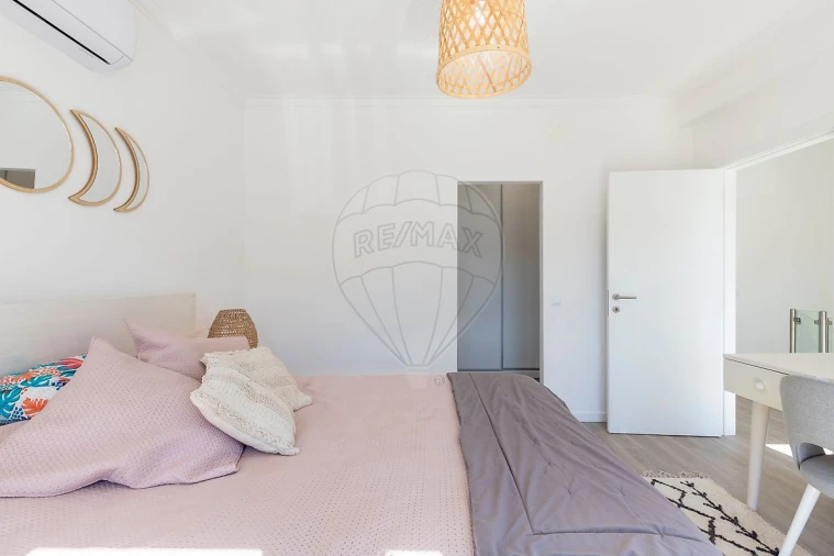 Moradia T3 para Venda em A dos Francos Foto 16