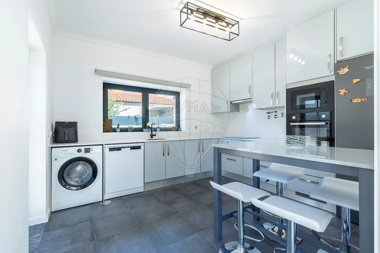 Moradia T3 para Venda em A dos Francos Foto 11