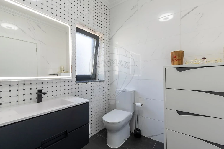 Moradia T3 para Venda em A dos Francos Foto 29