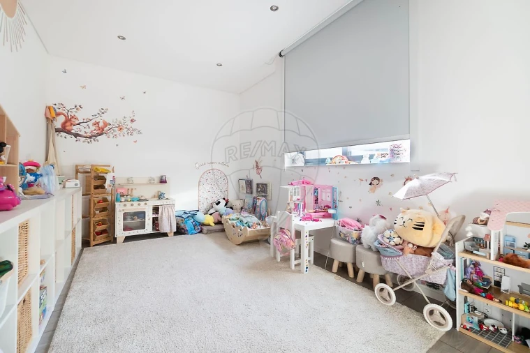 Moradia T4 para Venda em Macieira de Cambra Foto 36