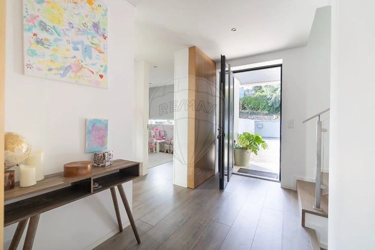 Moradia T4 para Venda em Macieira de Cambra Foto 5