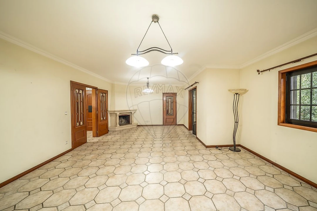 Moradia T3 para Venda em Recardães e Espinhel Foto 2