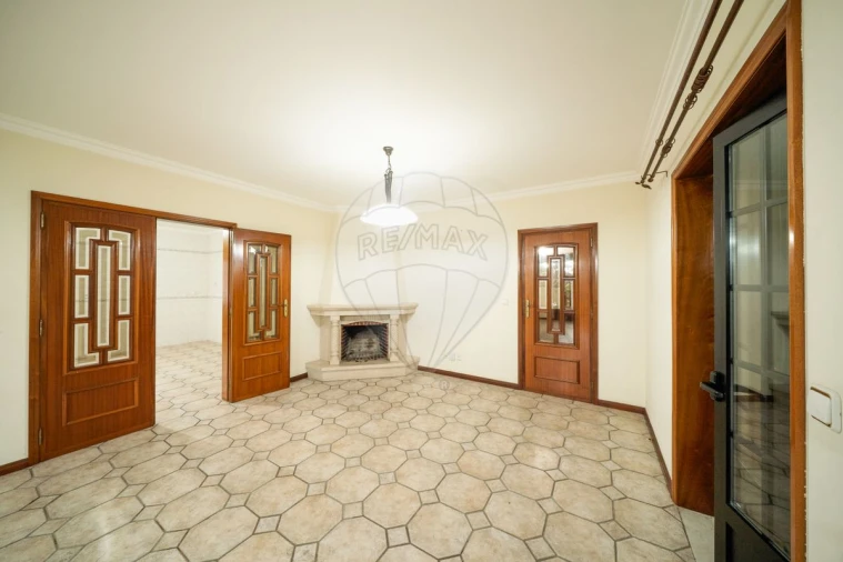 Moradia T3 para Venda em Recardães e Espinhel Foto 4