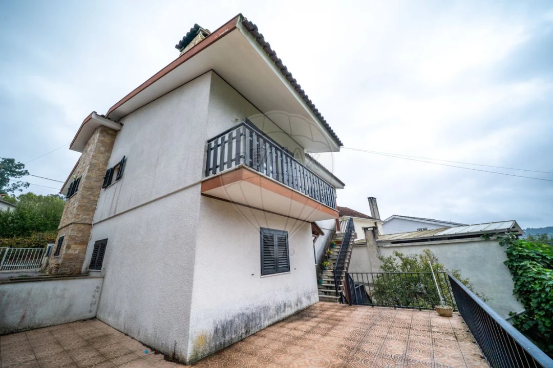 Moradia T3 para Venda em Recardães e Espinhel Foto 28