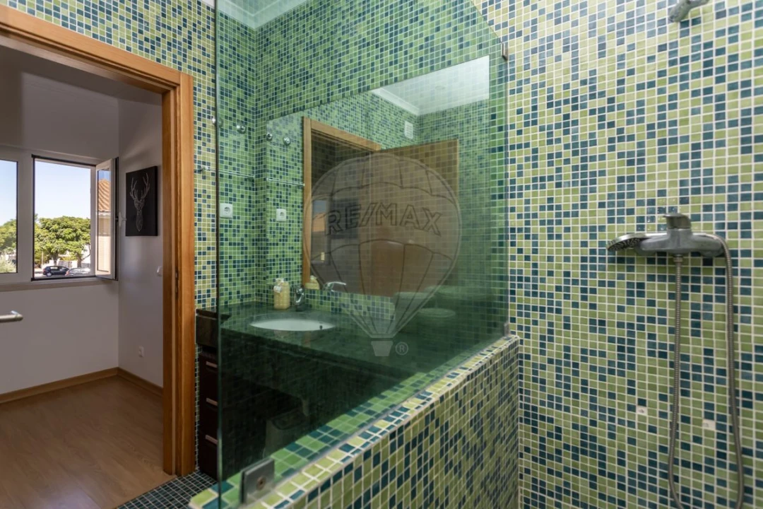 Moradia T3 para Venda em Pinhal Novo Foto 40