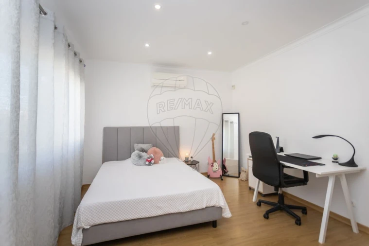 Moradia T3 para Venda em Pinhal Novo Foto 36