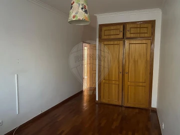 Apartamento T2 para Venda em Rio de Mouro