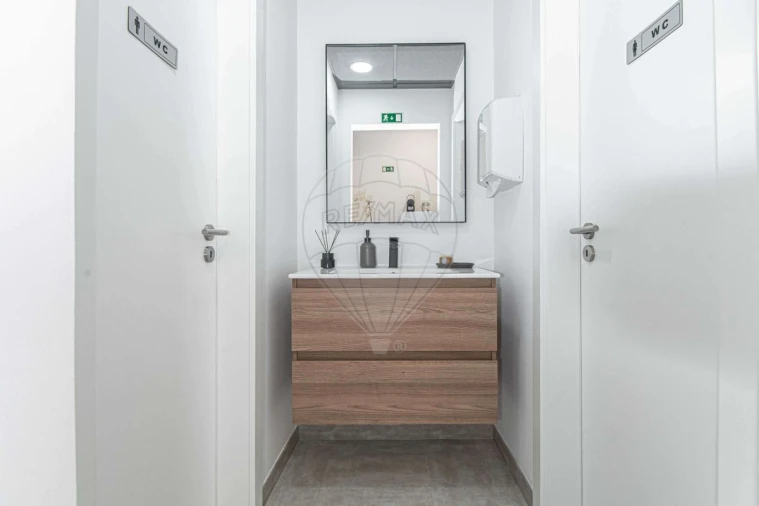 Escritório para Arrendamento em Vila Franca de Xira Foto 14