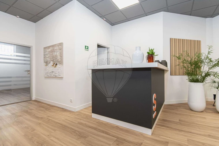 Escritório para Arrendamento em Vila Franca de Xira Foto 2