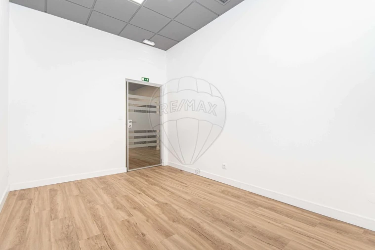 Escritório para Arrendamento em Vila Franca de Xira Foto 5