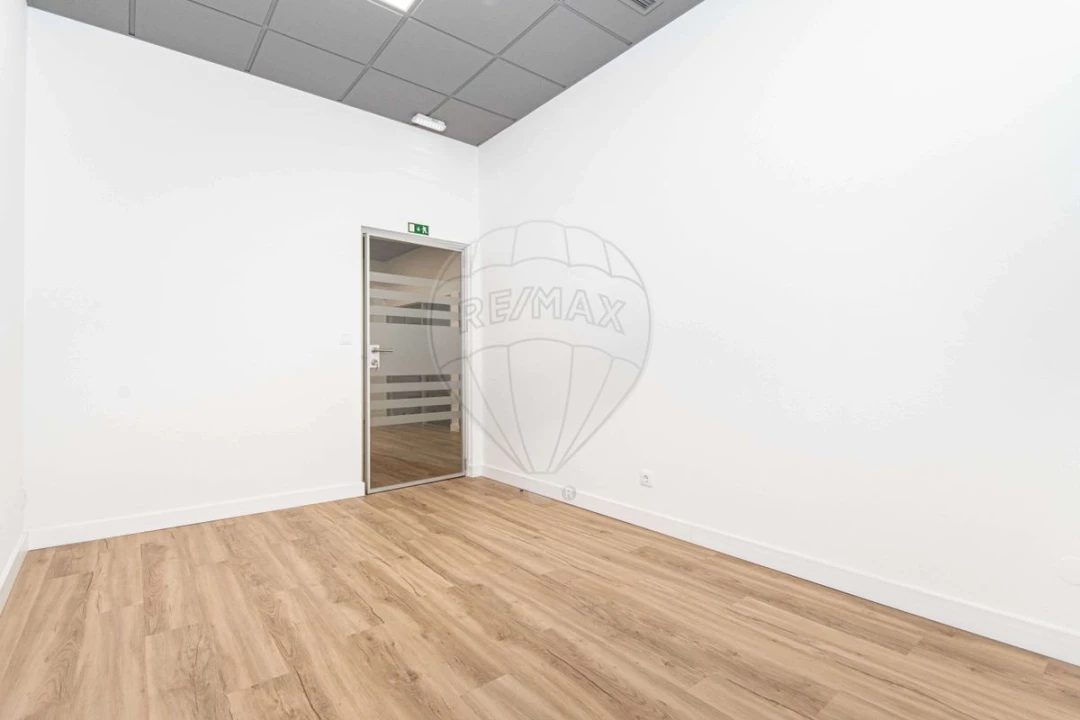 Escritório para Arrendamento em Vila Franca de Xira Foto 5