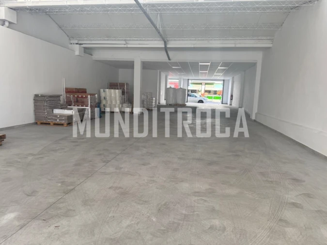 Armazém para Venda em Braga (São José de São Lázaro e São João do Souto) Foto 3