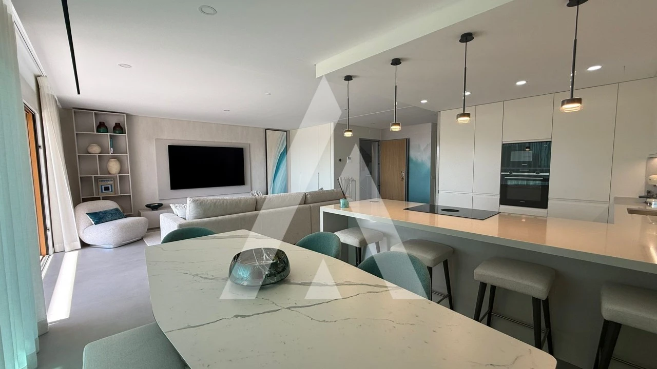 Apartamento T2 para Venda em Quarteira Foto 7