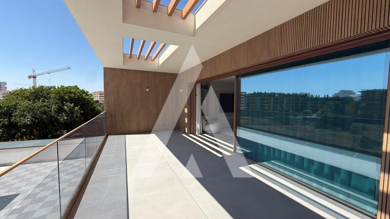 Apartamento T2 para Venda em Quarteira Foto 13