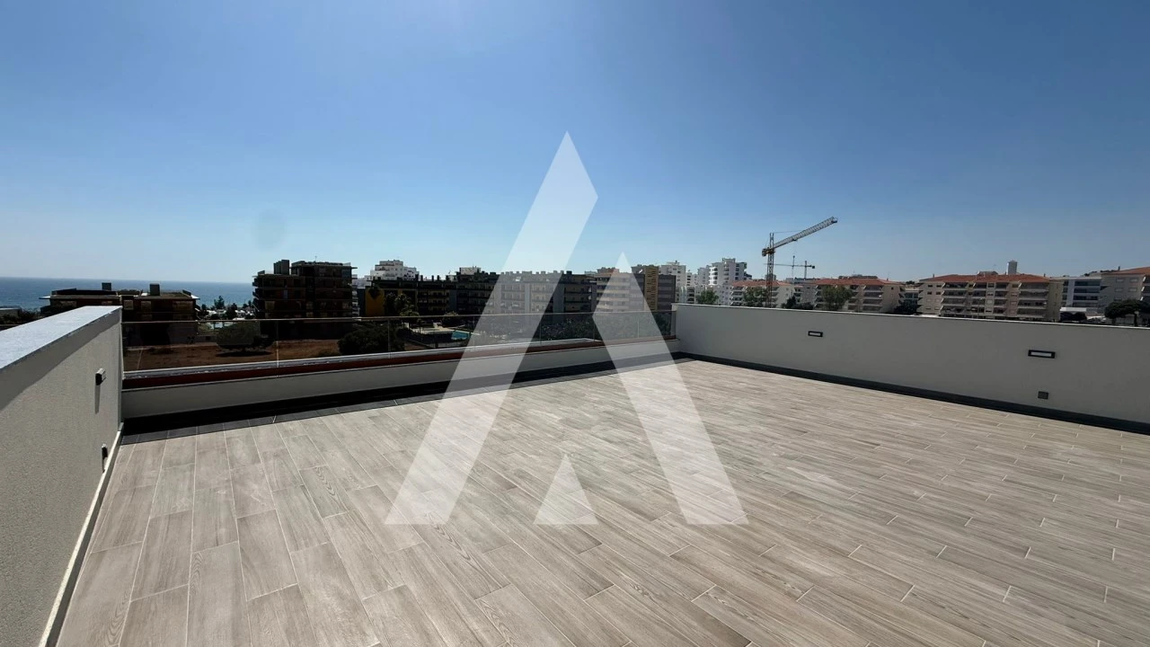 Apartamento T2 para Venda em Quarteira Foto 19