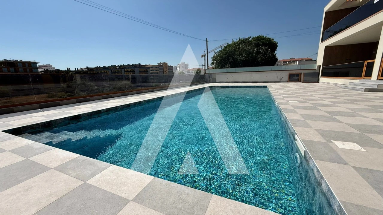 Apartamento T2 para Venda em Quarteira Foto 29