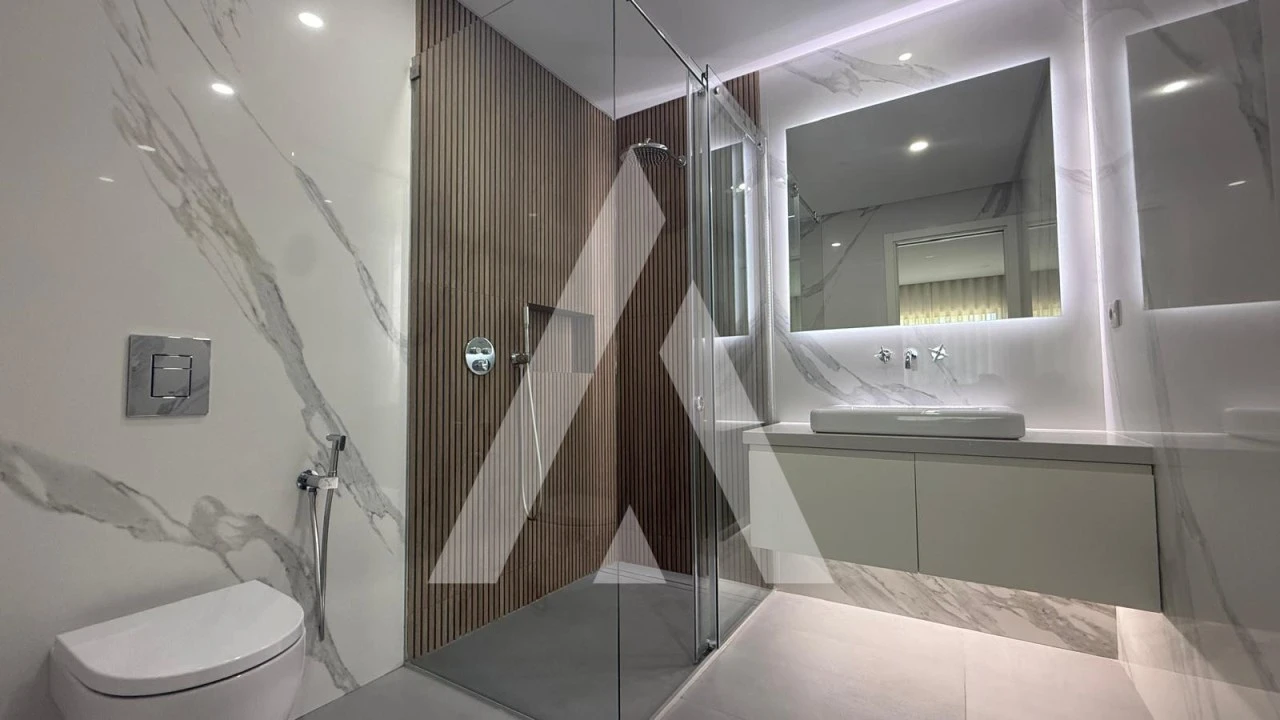 Apartamento T2 para Venda em Quarteira Foto 32