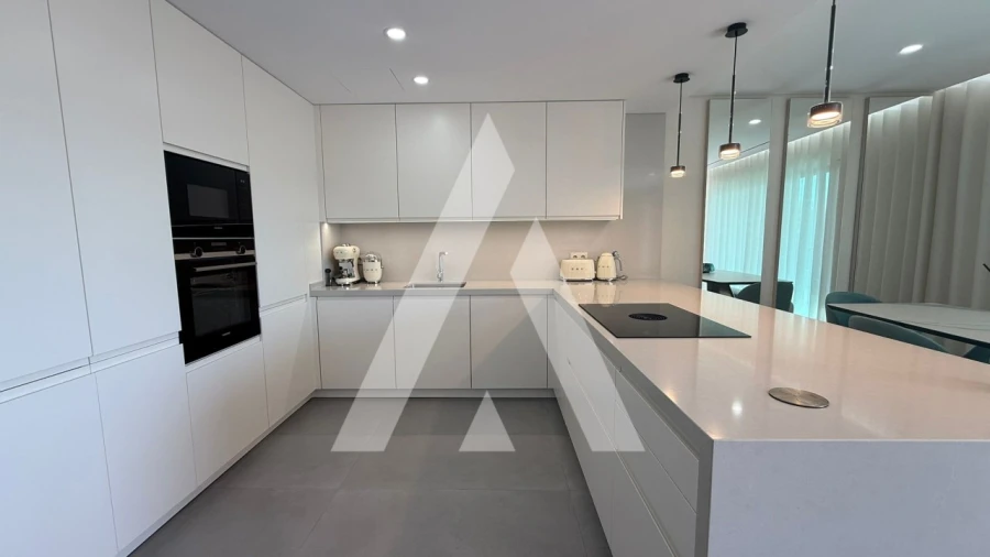 Apartamento T2 para Venda em Quarteira Foto 10