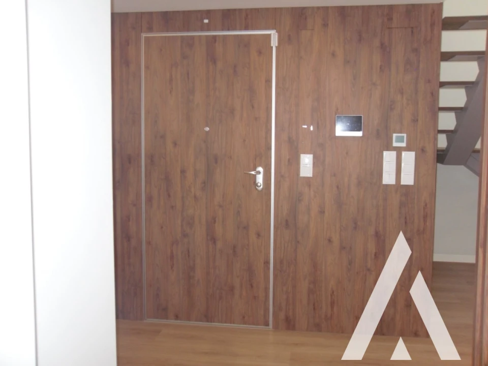 Apartamento T3 para Venda em Carcavelos e Parede Foto 20