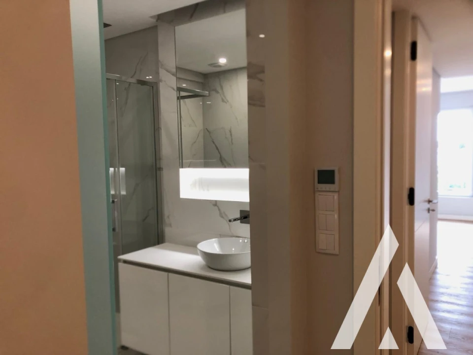 Apartamento T3 para Venda em Carcavelos e Parede Foto 78