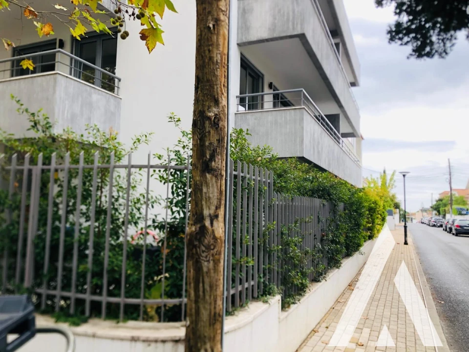 Apartamento T3 para Venda em Carcavelos e Parede Foto 87