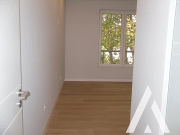 Apartamento T3 para Venda em Carcavelos e Parede