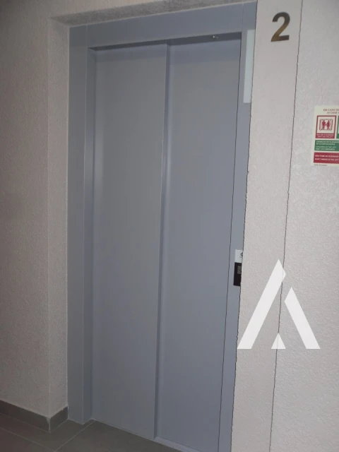 Apartamento T3 para Venda em Carcavelos e Parede