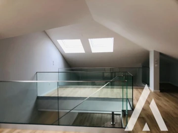 Apartamento T3 para Venda em Carcavelos e Parede