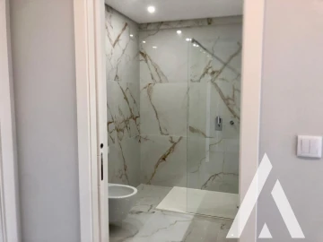 Apartamento T3 para Venda em Carcavelos e Parede