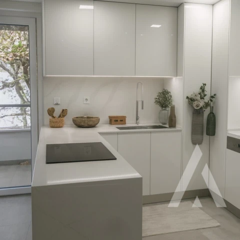 Apartamento T3 para Venda em Carcavelos e Parede