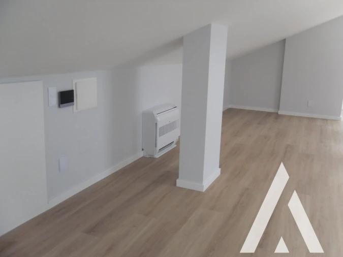 Apartamento T3 para Venda em Carcavelos e Parede Foto 32