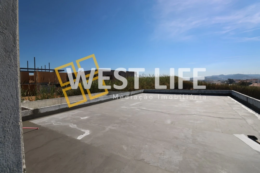 Moradia T4 para Venda em Ventosa Foto 23