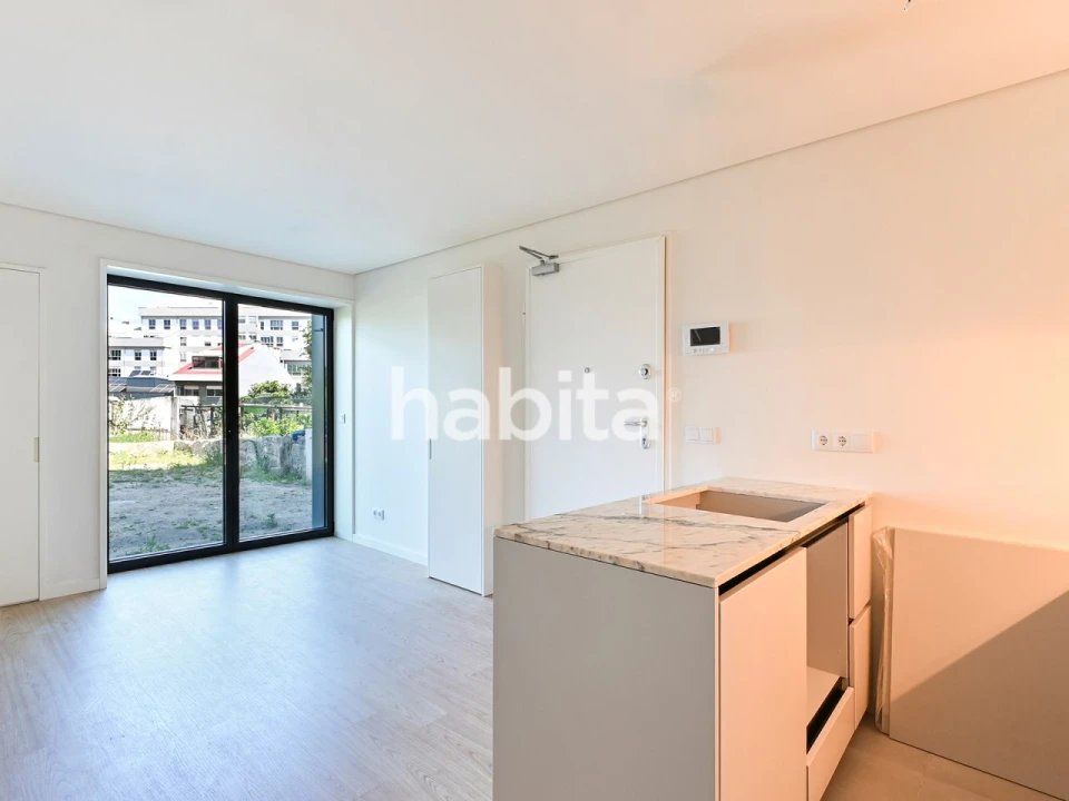 Apartamento T1 para Venda em Lordelo do Ouro e Massarelos Foto 5